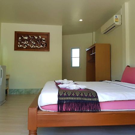 Discovery House Hotel Sha Plus Nai Yang Beach Buitenkant foto