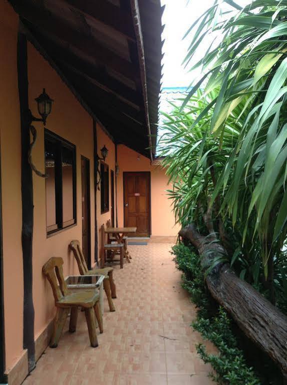 Discovery House Hotel Sha Plus Nai Yang Beach Buitenkant foto